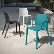 kunststof stoelen